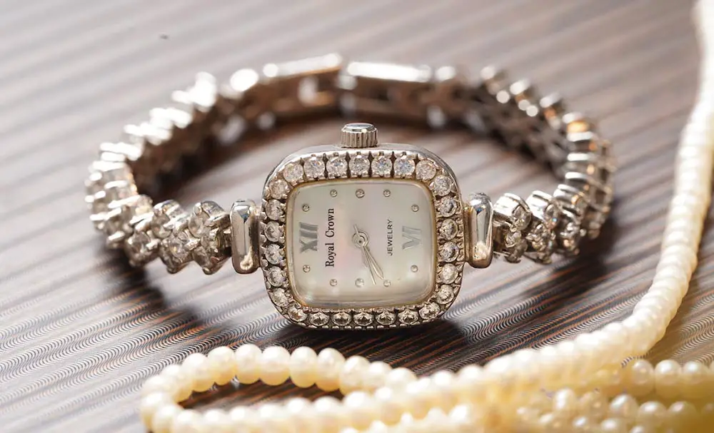 The Maintenance and Care of Your Diamond Watch: Tips and Tricks from Experts